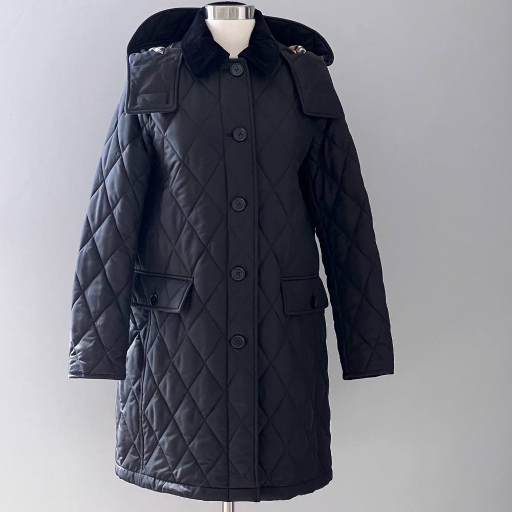 Burberry Diamond Quilted Hooded Coat in Black
